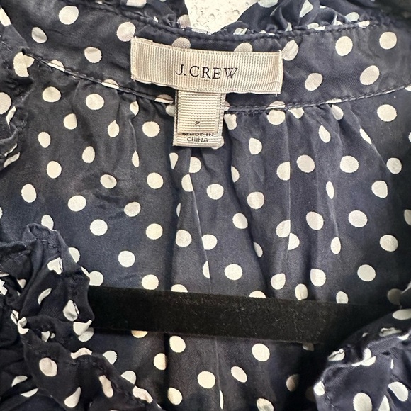 J. Crew 100% Silk Navy Polka Dot Women's Ruffle Sleeveless Top, sz 2 - Picture 5 of 6